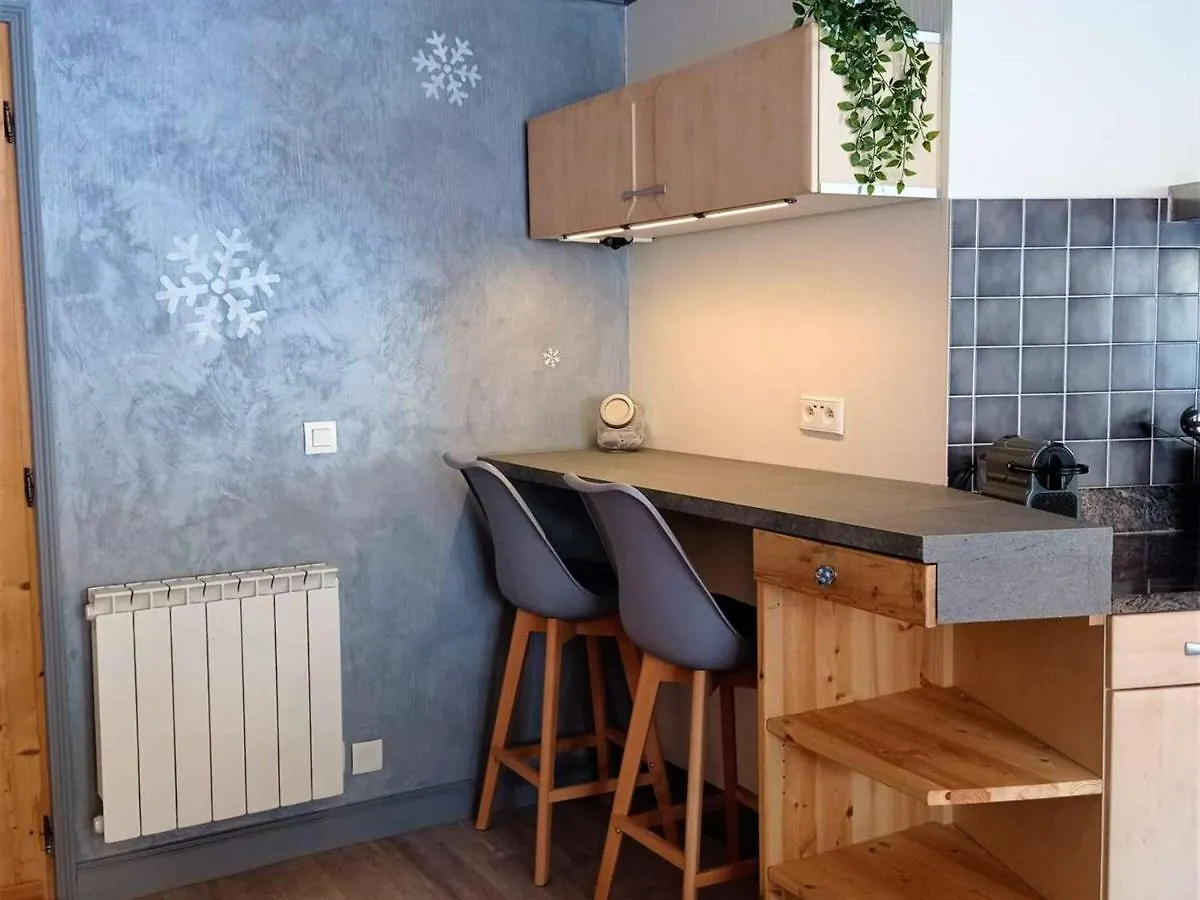 Bel Appartement 6/8 Pers Avec Balcon, Au Coeur De Val Thorens - Fr-1-545-21