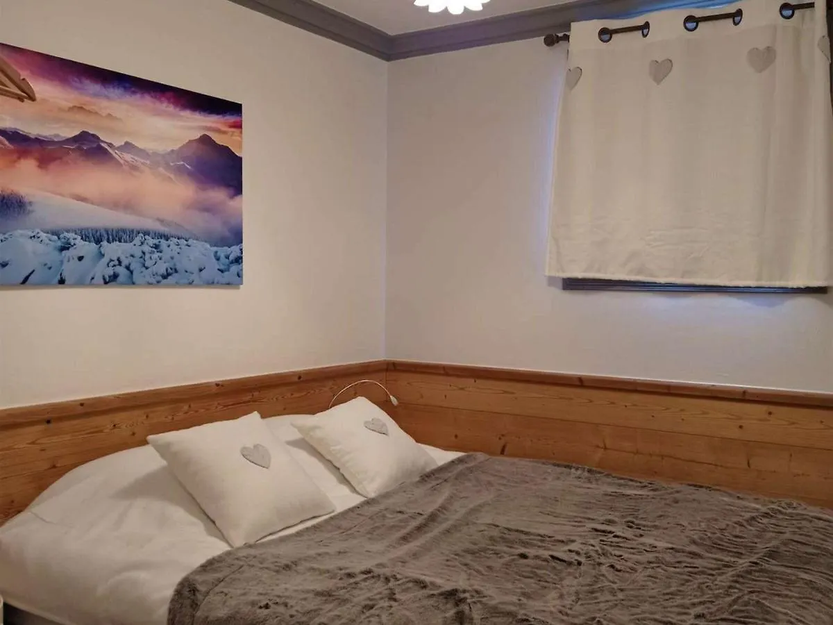 Bel Appartement 6/8 Pers Avec Balcon, Au Coeur De Val Thorens - Fr-1-545-21 0*,